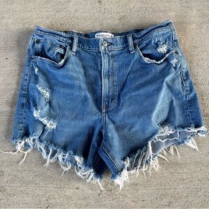 Abercrombie & Fitch 4” High Rise Mom Shorts Size 14/32
